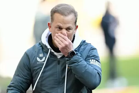 FCK-Trainer Markus Anfang durchlebt momentan schwere Stunden. 