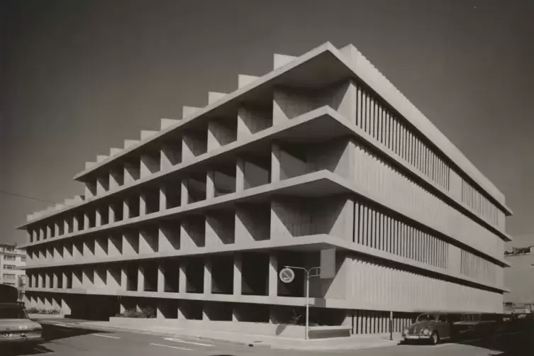 Meilenstein: Parkhaus N2 1969 auf Robert Häussers Foto.