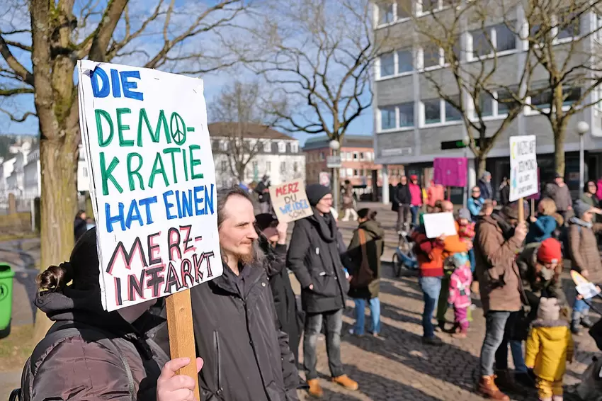 Wortspiele auf Plakaten sorgten für Abwechslung.