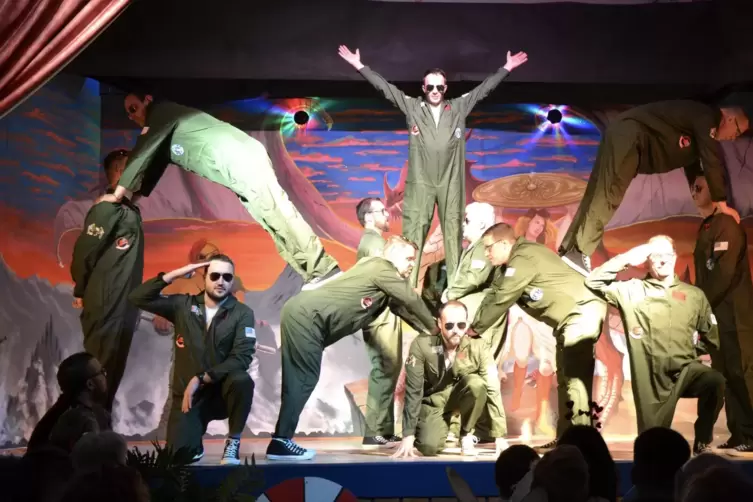 Top Gun, M&auml;nnerballet S&ouml;hne Marnheims. 