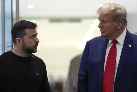 Trump über die Ukrainer: „Es war keine gute Idee, in diesen Krieg zu ziehen“. Mit dieser Täter-Opfer-Umkehr lässt der US-Präside