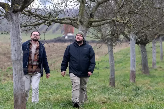 Moritz Weigel (links) und Jannis Burk stellen unter anderem Cider her. Moritz Weigel (links) und Jannis Burk stellen unter anderem Cider her.