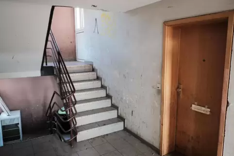 Das Haus Webenheimstraße 3 ist schlicht und spartanisch ausgestattet. Das Haus Webenheimstraße 3 ist schlicht und spartanisch ausgestattet.