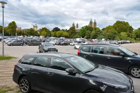 Parken auf dem Festplatz soll wieder etwas teurer werden.
