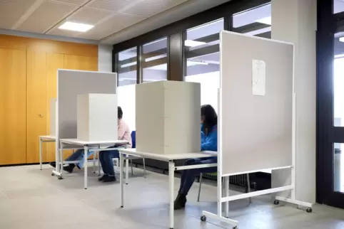 Fast wie am Wahltag: Stimmenabgabe für Briefwähler in Wörth. 