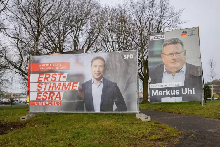 Der Sozialdemokrat Esra Limbacher hat den Wahlkreis 299 gewonnen. Seine Partei ist bei den Zweitstimmen aber auf Platz drei. 