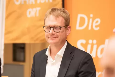 Wirkte erleichtert am späten Abend: Thomas Gebhart - hier bei einer Wahlkampfveranstaltung. 