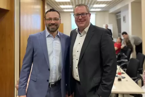 André Voges (links) und sein Gegenkandidat Christoph Baumann wollen auch nach der Wahl weiter gut zusammenarbeiten. 