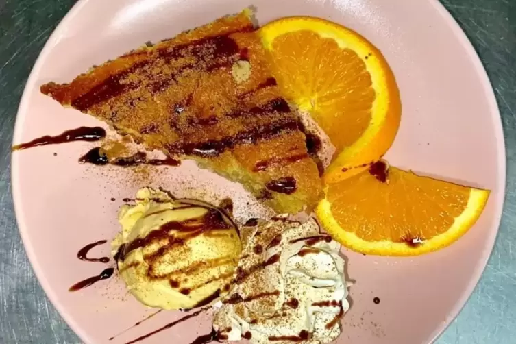 S&uuml;&szlig;e S&uuml;nde: Dessert im Restaurant Metaxa.