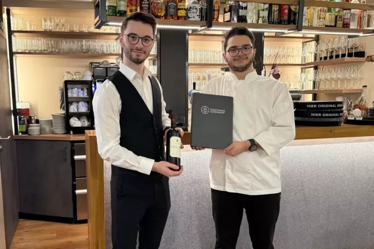 Betreiben Domnapf und Dionyssos in Speyer: Konstantinos Katarahias (links) und sein Bruder Vaios Katarahias.