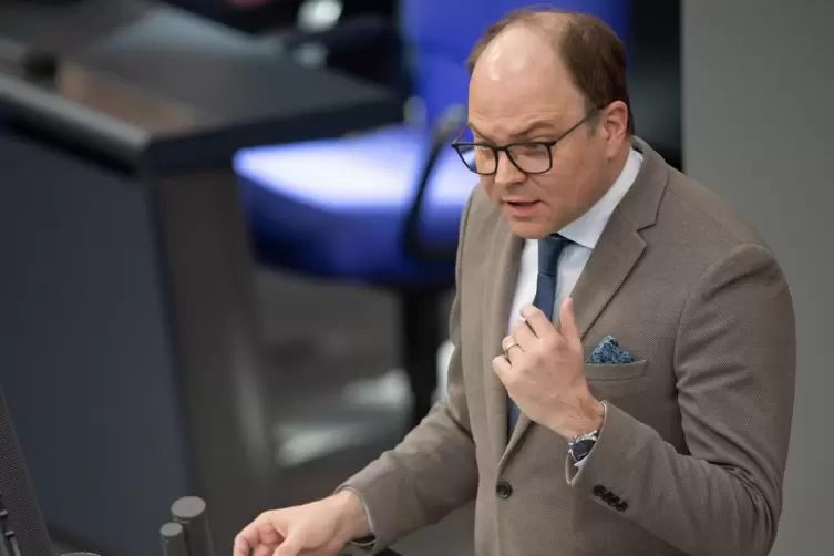 Wenn nur Oppositionspolitiker einen Wahlkreis im Bundestag vertreten, schw&auml;cht dies die Lobby f&uuml;r eine Region, sagt Alexander F&ouml;