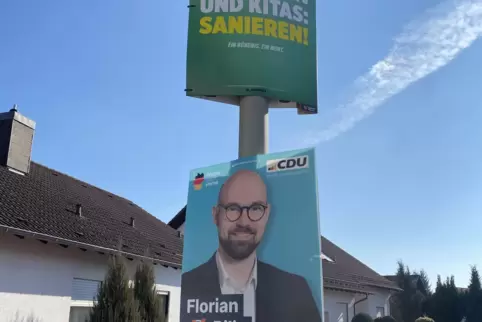 Da das Landeswahlamt die Briefwähler nicht bei der Veröffentlichung der Wahlergebnisse der Ortsgemeinden mit ausgewiesen hat, er