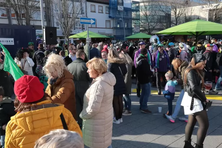 Beginnt diesmal fr&uuml;her: Stra&szlig;enfasnacht auf dem Gr&uuml;nstadter Luitpoldplatz. 