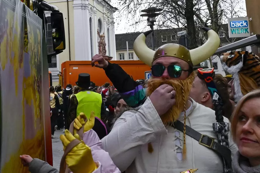 Die Karnevalgesellschaft Schorleschubser aus Frankenthal war auch dabei.