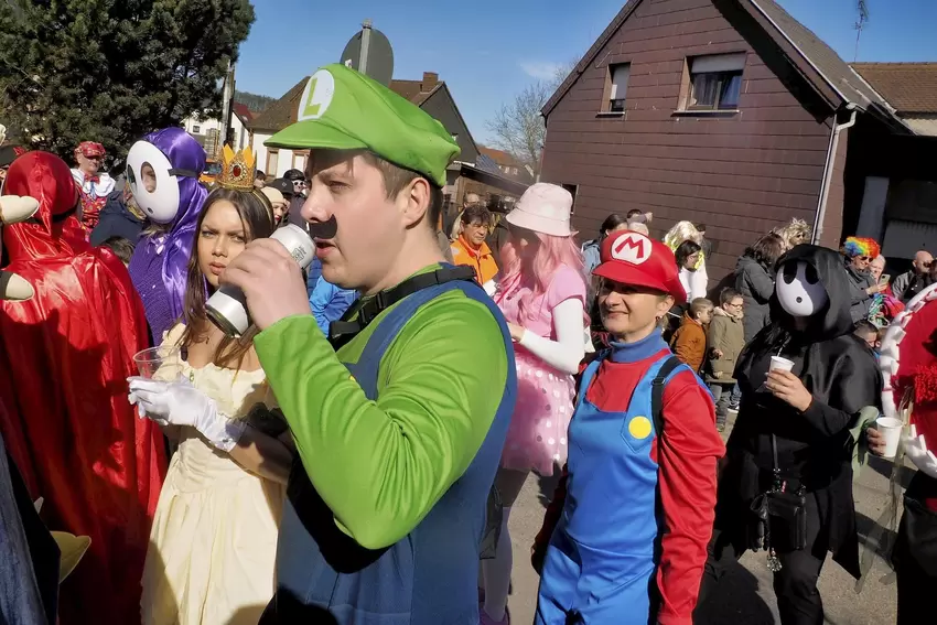Super Shot Bros als Super Marios.
