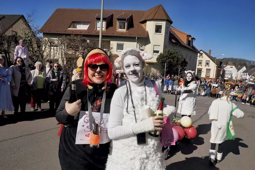 Fasnachtsumzug am Rosenmontag in Schönenberg-Kübelberg.