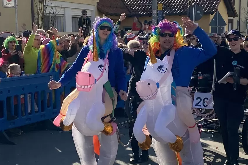 Bunt: Ponyfarm Haßloch.