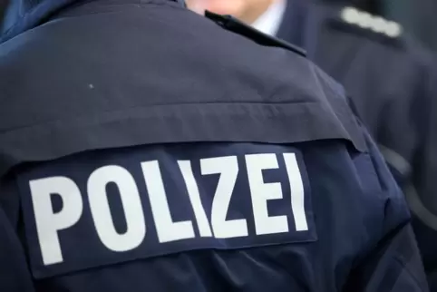 Hat jemand den Unfall beobachtet? Die Polizei bittet Zeugen, sich zu melden.