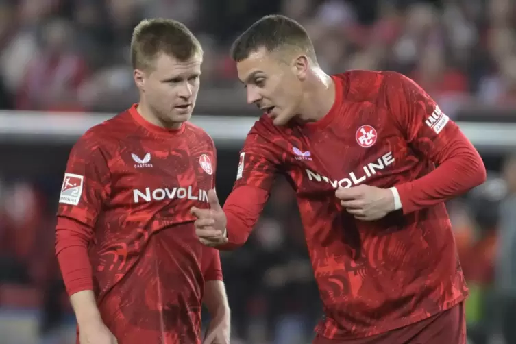 In toller Form: Jean Zimmer (links), hier im Austausch mit Filip Kaloc.