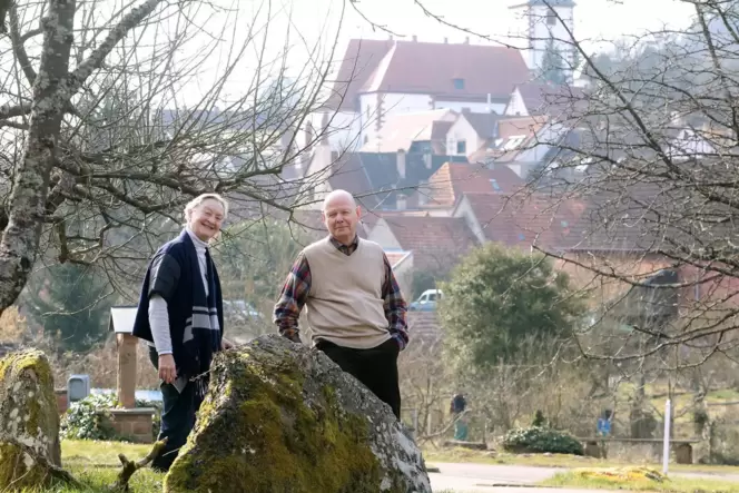 Toughe Geschäftsfrau und Staatsanwalt-Legende: Hildegard Glagow und Rüdiger Bagger haben in der Pfalz ihre zweite Heimat gefunde Toughe Geschäftsfrau und Staatsanwalt-Legende: Hildegard Glagow und Rüdiger Bagger haben in der Pfalz ihre zweite Heimat gefunde