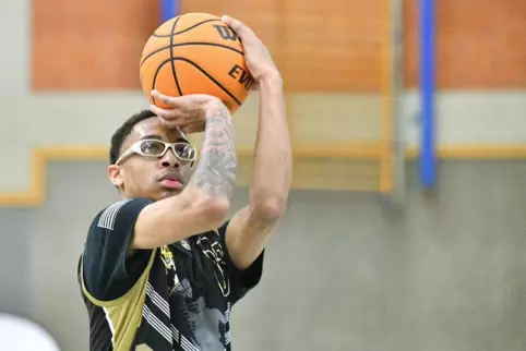 Zaiquan Robertson kam am Top-Spiel am Sonntag in Zweibrücken für die Fastbreakers auf 15 Punkte – inklusive eines krachenden Dun