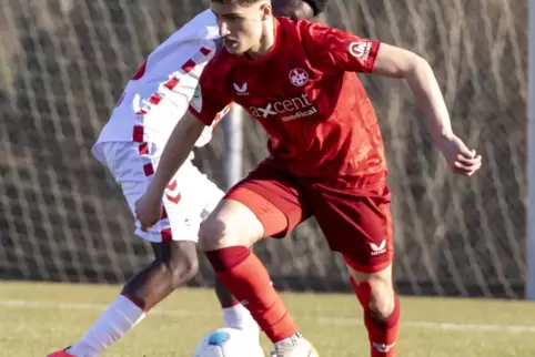  Traf für den FCK zum 1:2-Anschlusstreffer: Dzenan Resic (vorne).