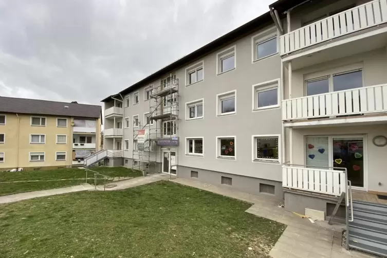 In der Ontariostra&szlig;e 19 richtet die Gewobau vier Wohnungen f&uuml;r den Bezug durch Bundeswehrsoldaten her. 