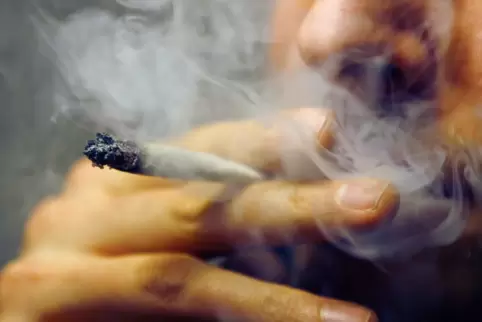 Die Frau gab zu, gelegentlich Cannabis zu konsumieren.