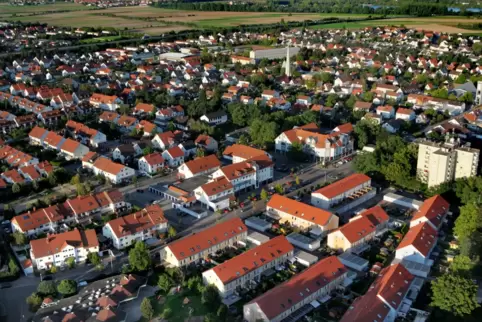 Speyer-Nord: Im Bereich des Discounters im Weißdornweg (Mitte) gab es Ärger.