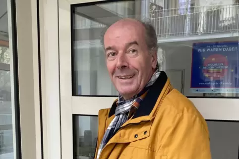 Hilft regelmäßig bei F@irNet in der Speyerer Ludwigstraße mit: Arno Becker. Hilft regelmäßig bei F@irNet in der Speyerer Ludwigstraße mit: Arno Becker.