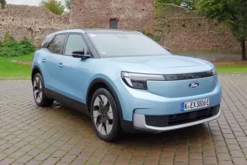 Man sieht es ihm nicht an, aber er ist mit dem VW ID.4 verwandt: Ford Explorer Electric.