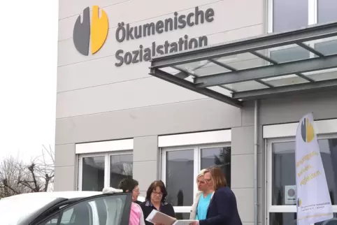 Engagieren sich bei der Ökumenischen Sozialstation Landau (von links): Marita Fremgen, Doris Hust, Jasmin Huber und Sabine Löhr.
