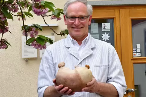 Wird beim Saumagen gerne kreativ: der Wachenheimer Metzger Klaus Hambel. 