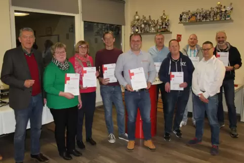 Die geehrten Blutspender des DRK-Ortsvereins Maikammer. 