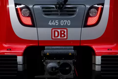 Bis zum 31. Dezember sollen die Arbeiten auf der Bahnstrecke zwischen Bad Dürkheim und Deidesheim andauern. 