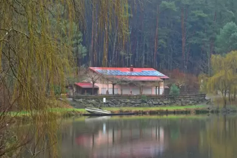 Der Paddelweiher mit seiner Hütte hat sich unter der Regie von Christof Engel zu einem beliebten Ausflugsziel entwickelt. 