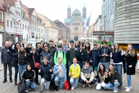 Freuen sich darauf, sich kennenzulernen: Schüler aus Speyer und Chartres. 