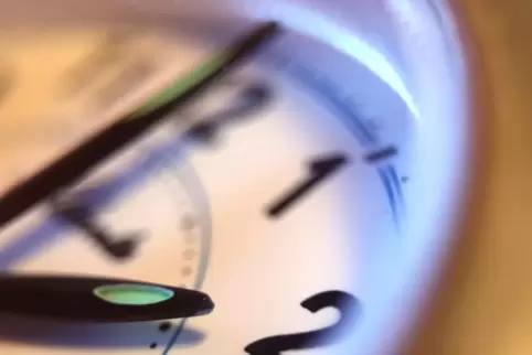 Für manche kein Problem, für andere ein rotes Tuch: die Umstellung auf Sommerzeit. 