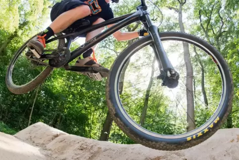 mountainbike_parcour_50010536