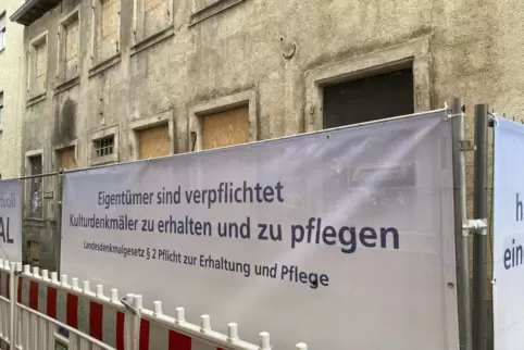 Banner in Landau.