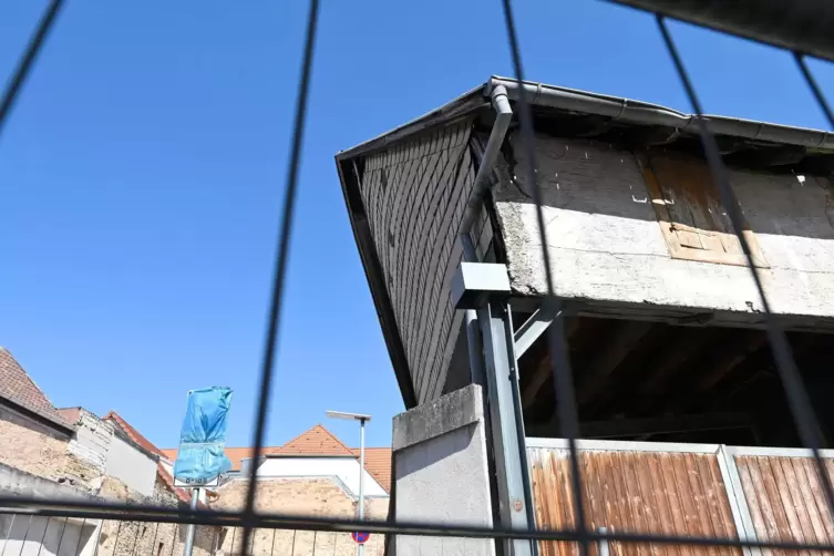 Das Geb&auml;ude wurde umz&auml;umt. 