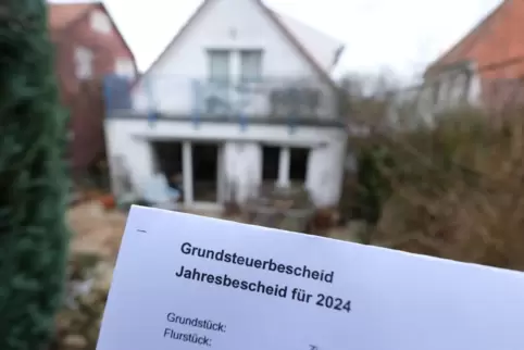 Mit etwas Verspätung werden die Bescheide auch in Kandel verschickt