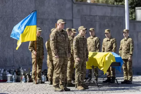 Die Ukraine kämpft unseren, kämpft Europas Kampf. 