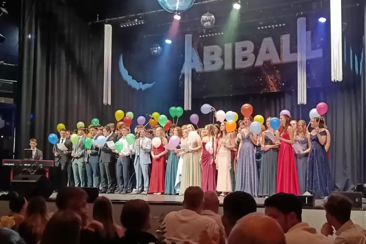 Die Preistr&auml;ger am Gymnasium im Alfred Grosser Schulzentrum Bad Bergzabern.