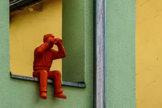 Ist das Verhältnis zu den Nachbarn erst einmal zerstört, finden sich schnell Gründe für immer neue Diskussionen. 