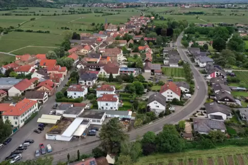 Wenn die Straße Im Stift (rechts) saniert ist, könnte Tempo 30 kommen. 