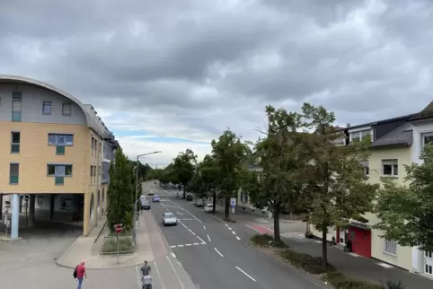 Bahnhofstraße: Auch der Busbahnhof (links) ist von der Umleitung betroffen. 