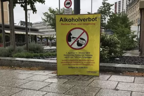 Die CDU will ein erneutes Alkoholverbot für den Berliner Platz. 