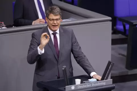 Patrick Schnieder.
