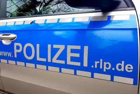 Die Polizei sucht Zeugen.